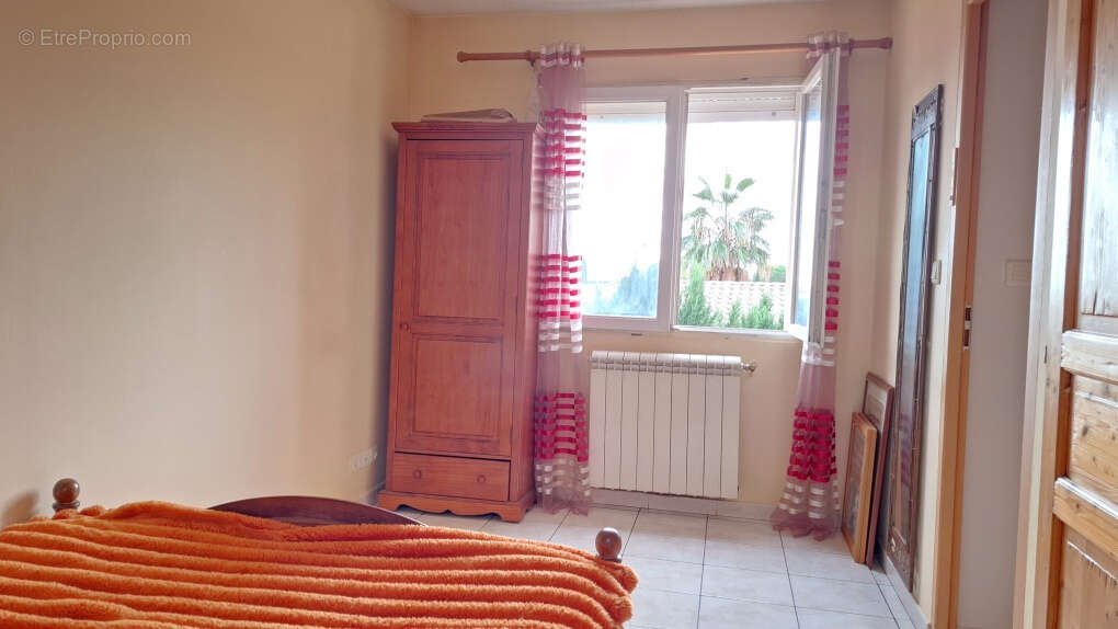 Maison à SAINT-GILLES