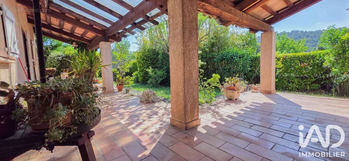 Maison 150 m² à Sainte-Croix-De-Quintillargues  - photo 6