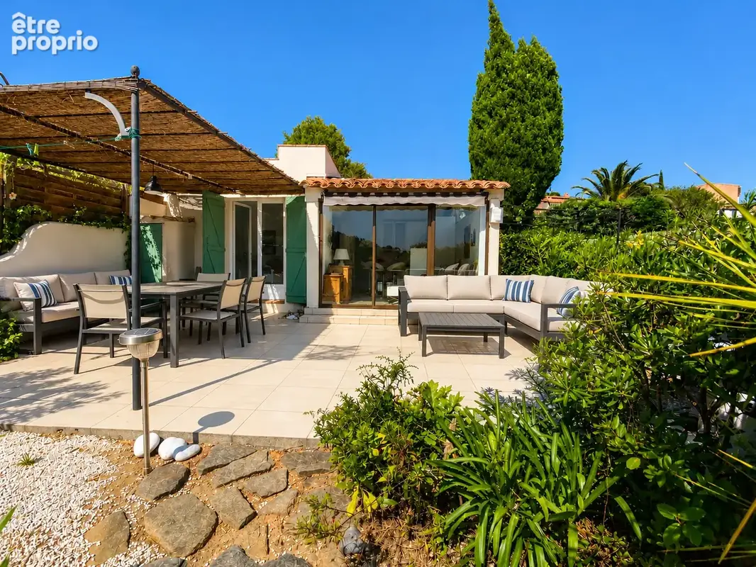 Photo Maison à La Croix-Valmer au prix de 390 000€