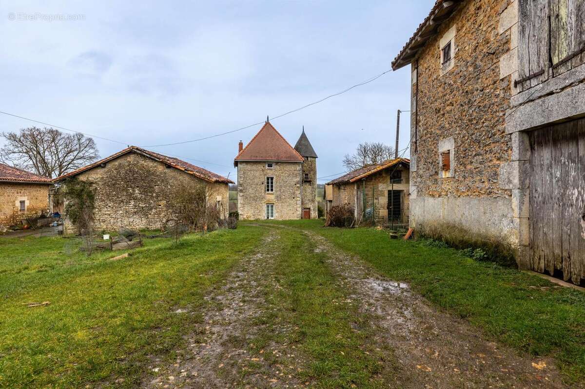 Photo 2 - Maison à ALLOUE