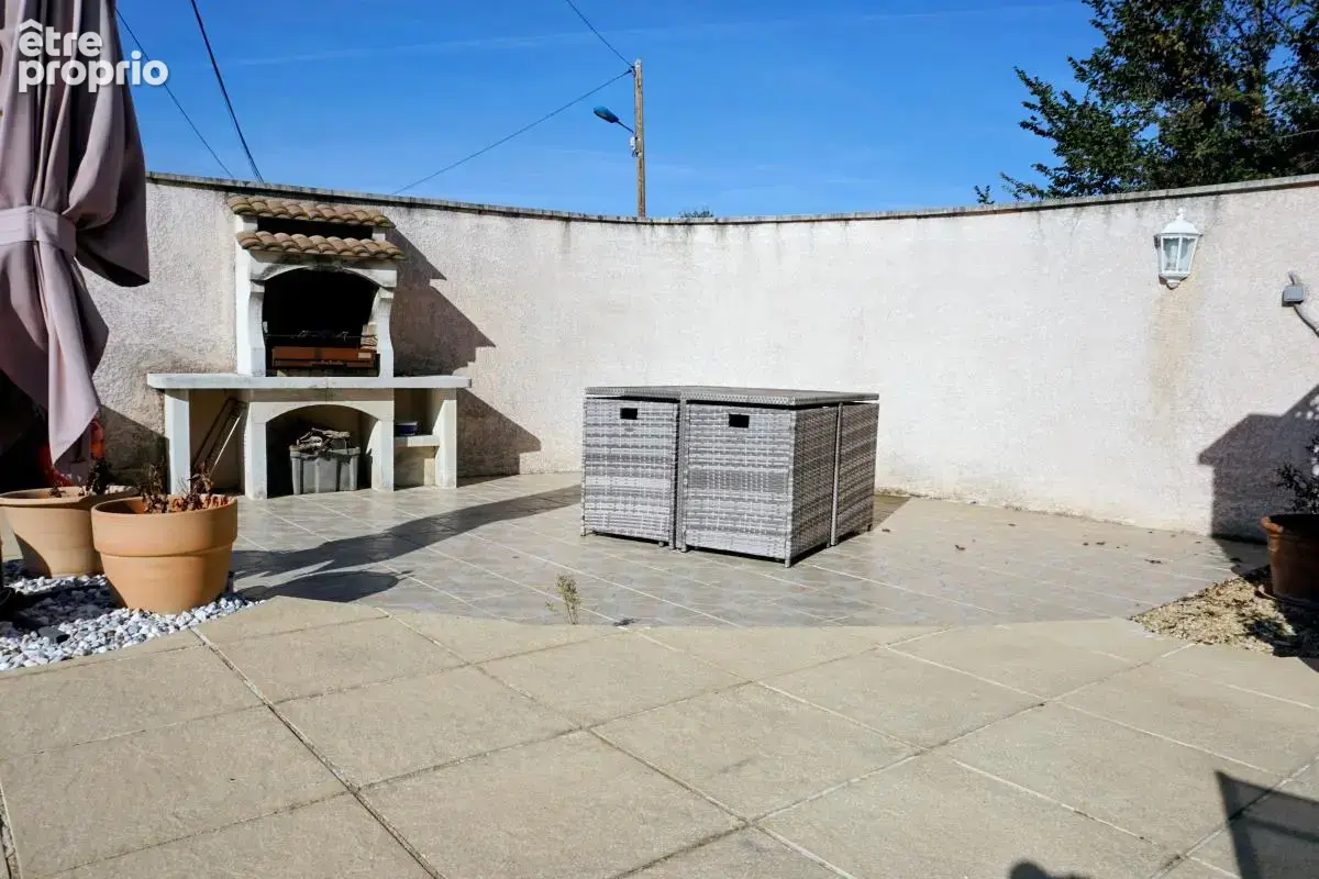 Rochefort du Gard - Maison À Vendre - Plain pied - 3 chambres - Piscine - Garage - photo 14