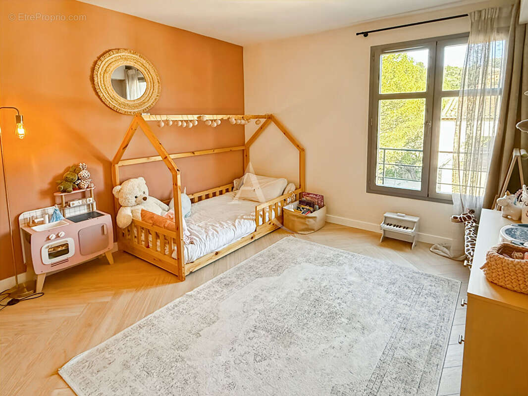Appartement à MOUGINS