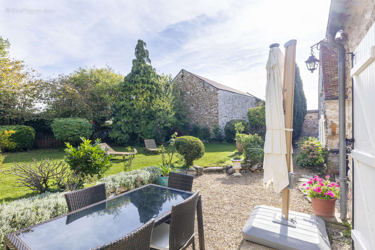 Maison à ARNOUVILLE-LES-MANTES