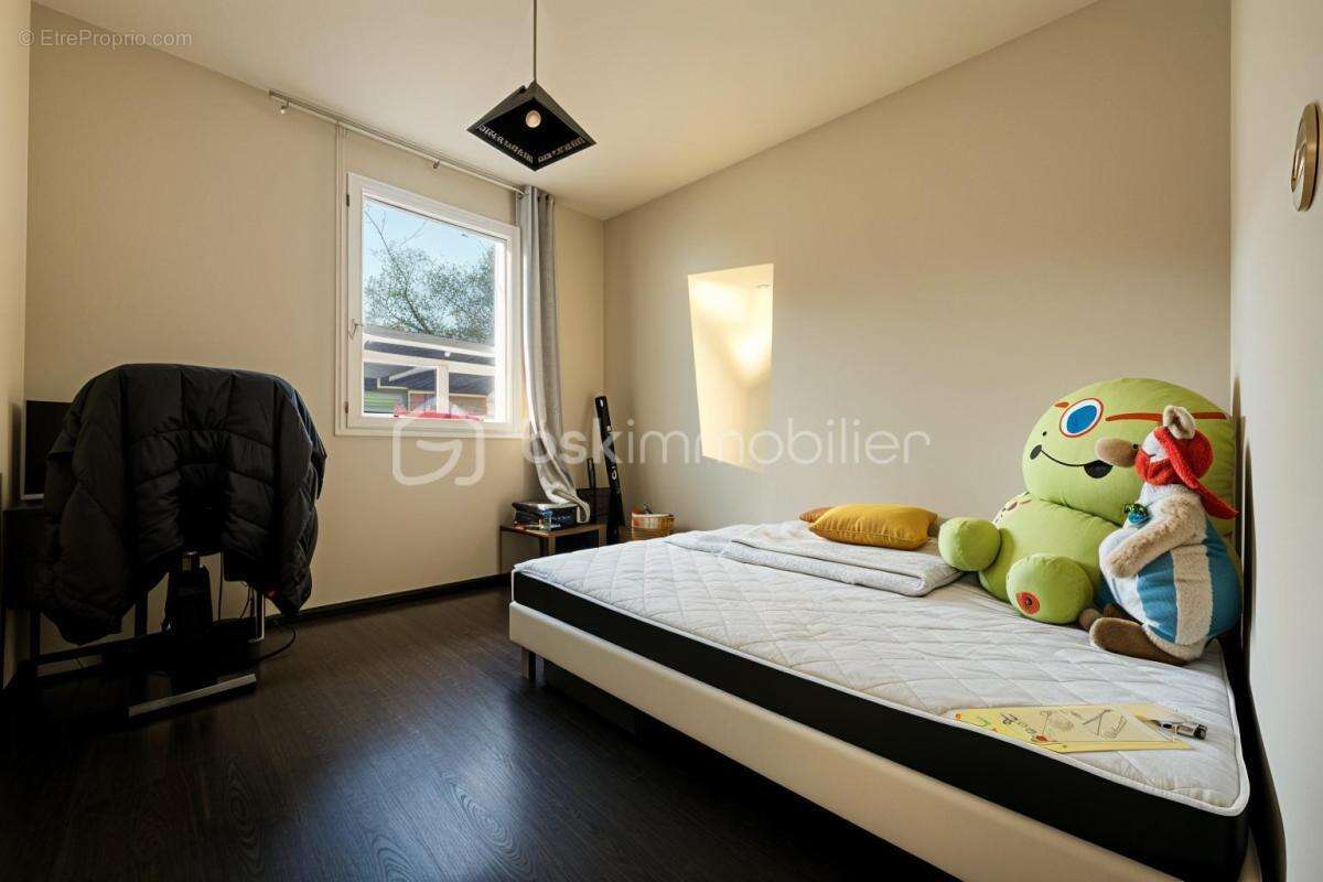 Maison à LA TURBALLE