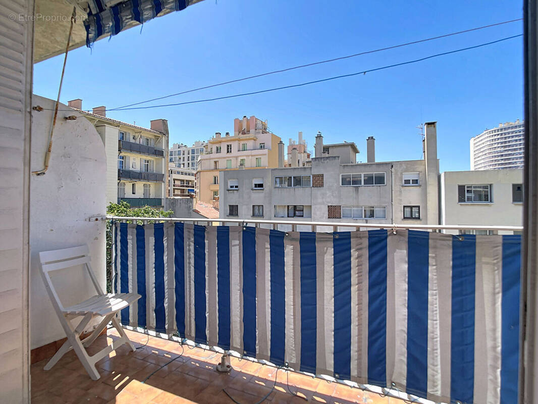 Appartement à MARSEILLE-7E