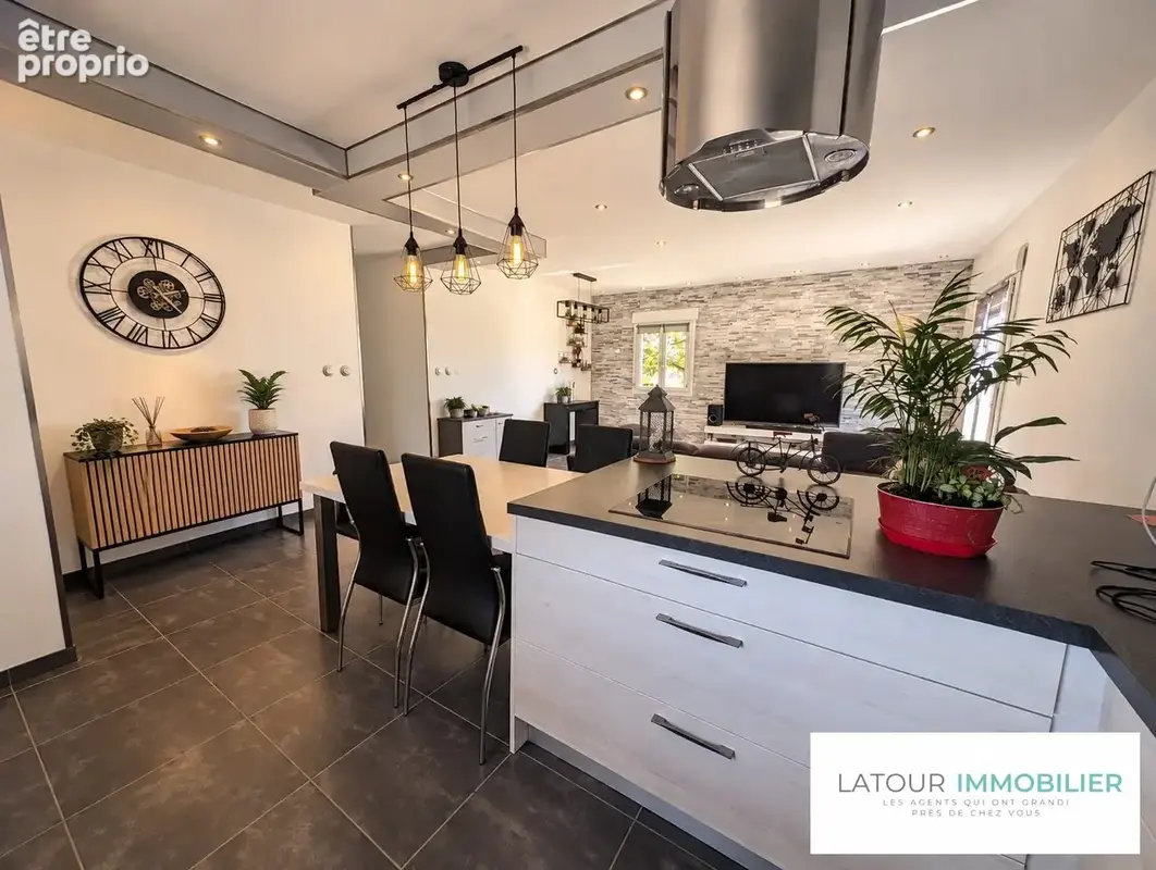 Maison 5 pièces 90 m² à vendre à Ruy (38300) - photo 5