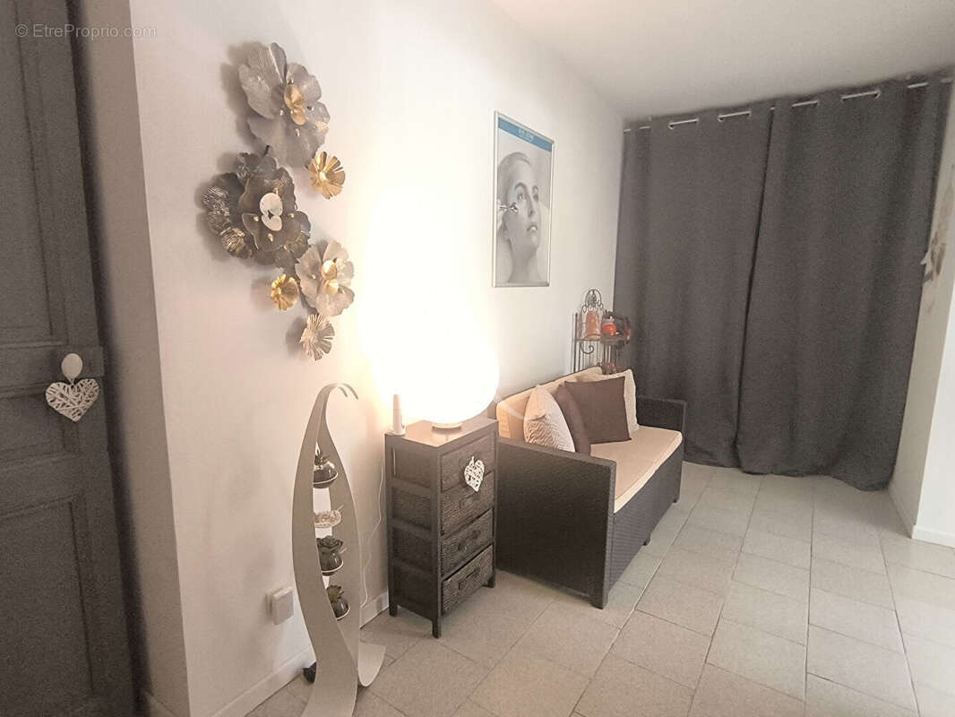 Commerce à TALMONT-SAINT-HILAIRE