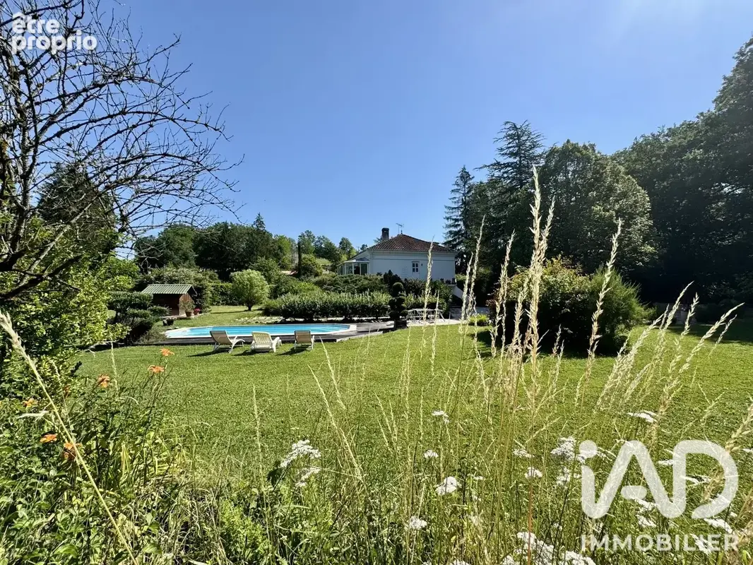 Photo 1 - Maison à FARGUES-SAINT-HILAIRE