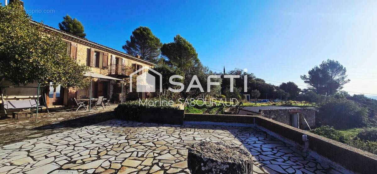 Photo 1 - Maison à COTIGNAC