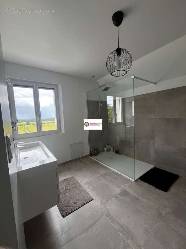 Maison 123 m² à Mamers  - photo 6