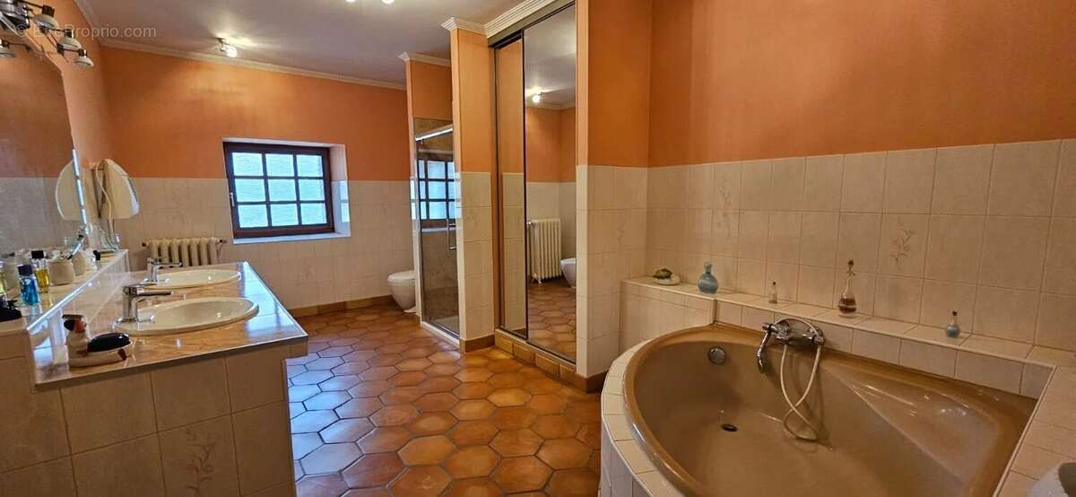 Maison à SAINT-PARDOUX-ISAAC