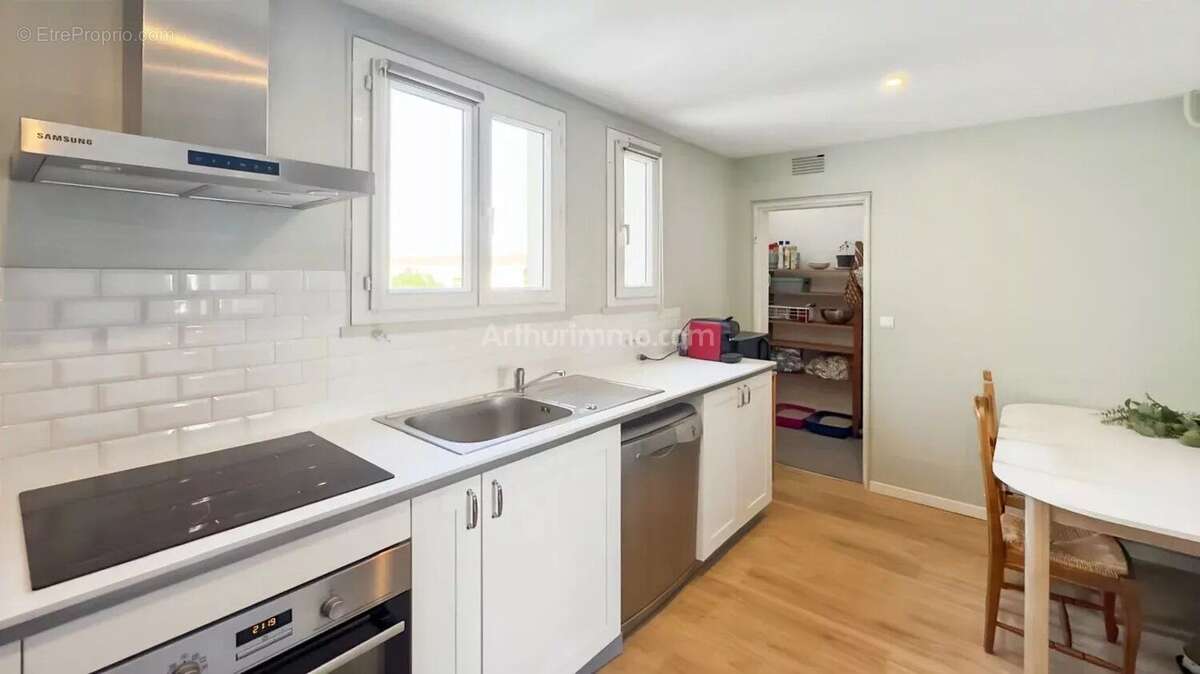 Appartement à SAINT-FARGEAU-PONTHIERRY