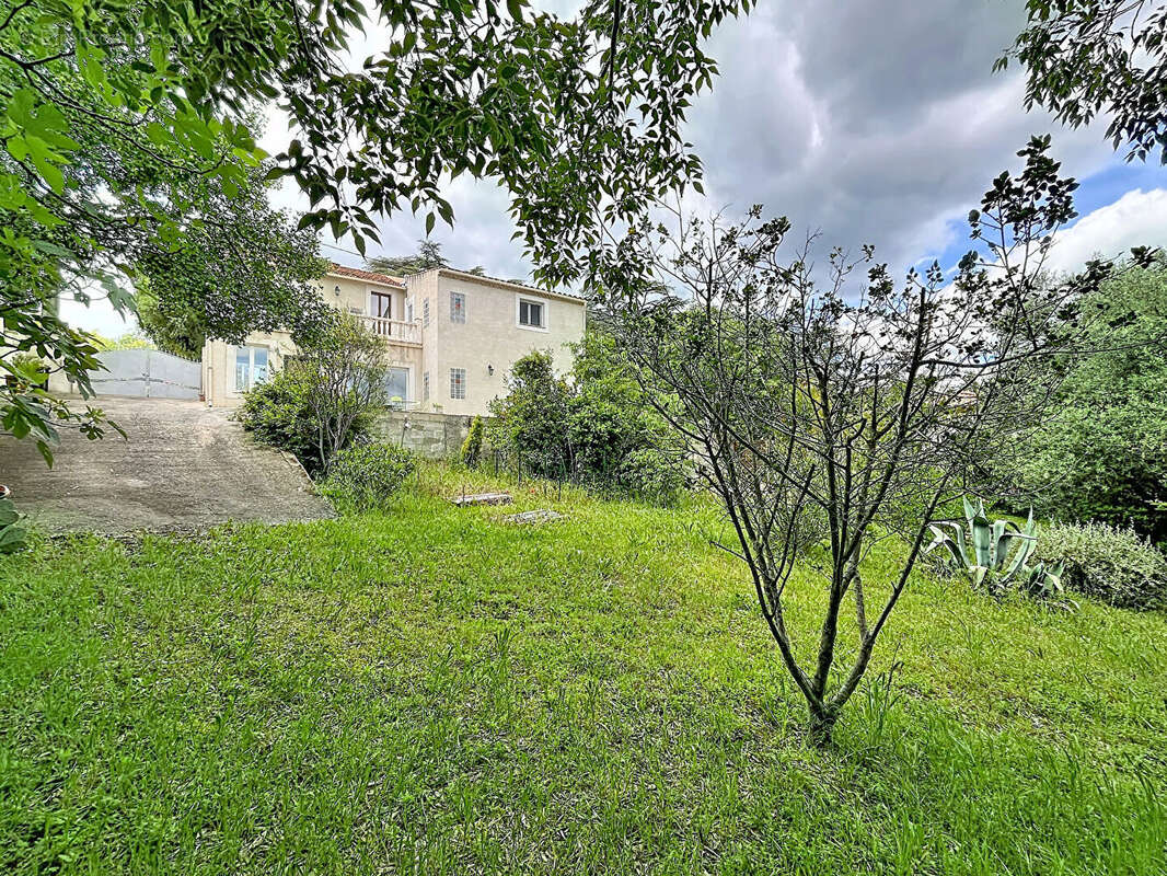 Maison à NIMES