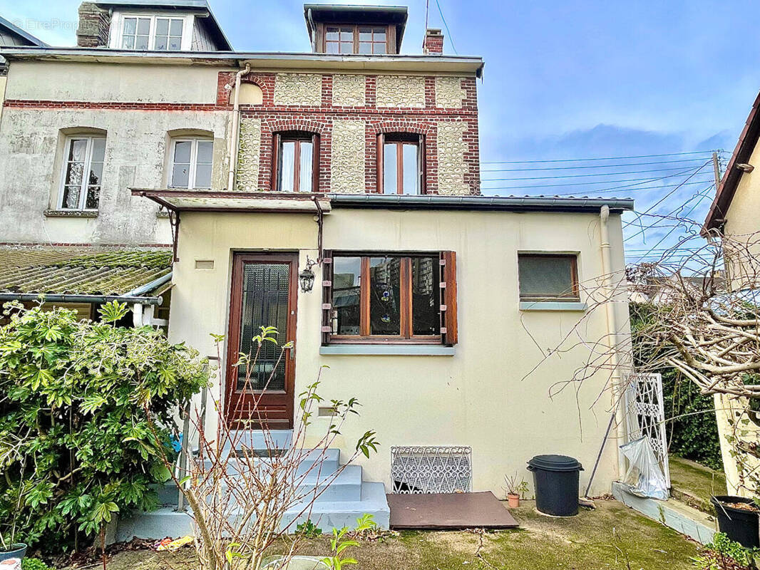 Maison à SOTTEVILLE-LES-ROUEN