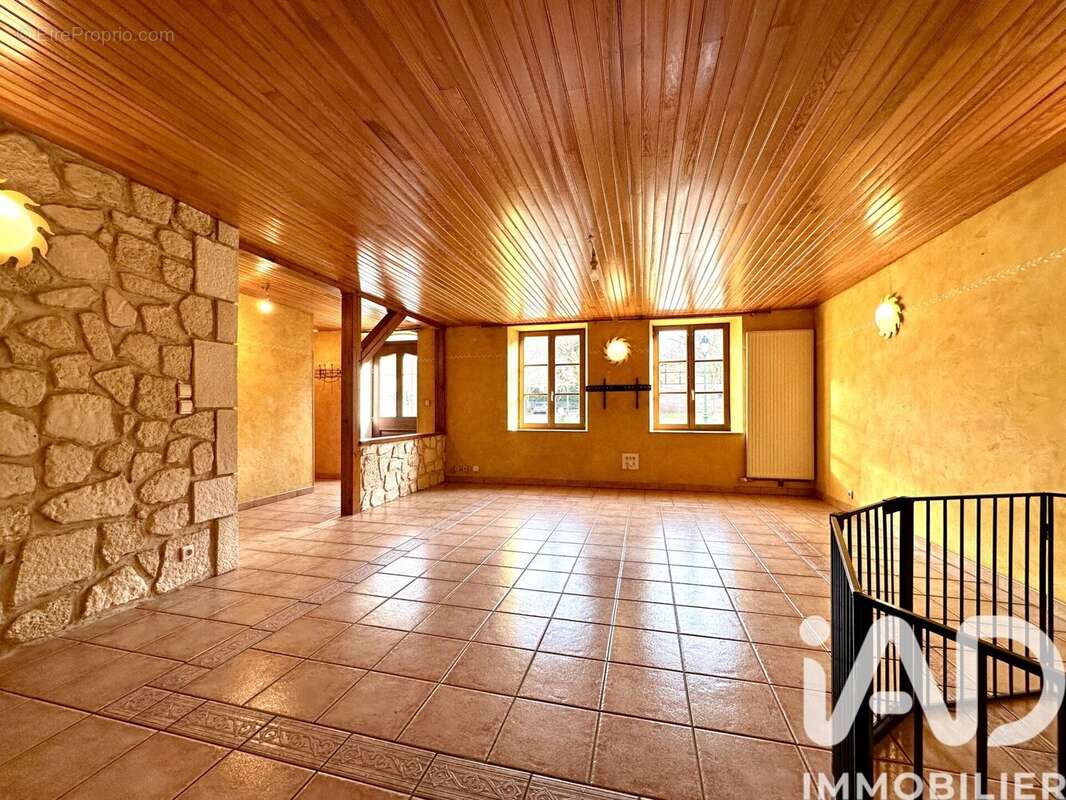 Photo 2 - Maison à SAINT-QUIRIN