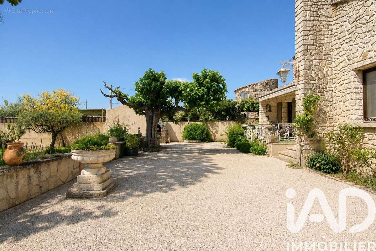 Photo 2 - Maison à TAILLADES