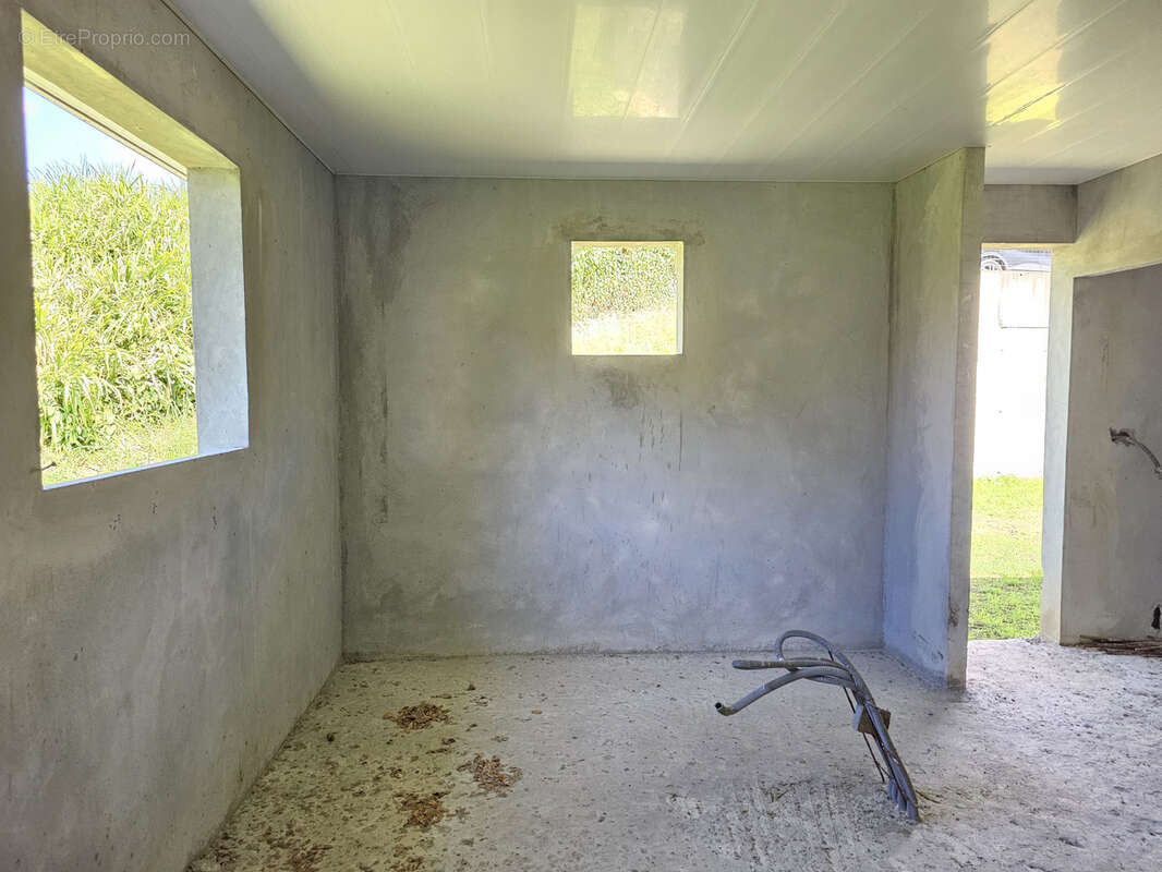 Maison à LES TROIS-ILETS