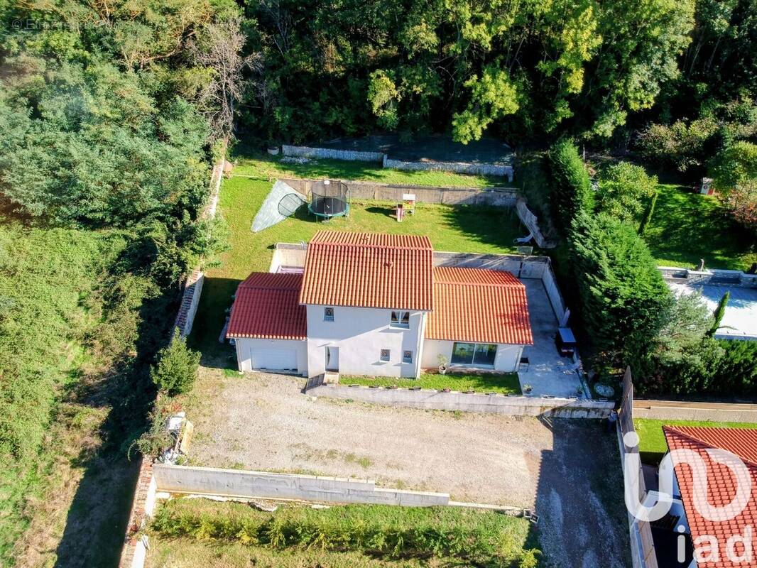 Photo 1 - Maison à SAINT-PAUL-EN-CORNILLON