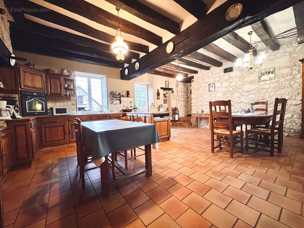 Maison à PARIGNE-L&#039;EVEQUE