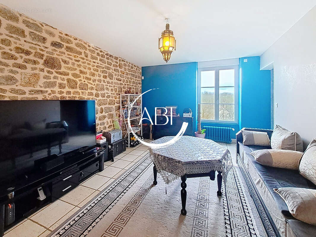 Maison 231 m² à La Ferte-Mace  - photo 7