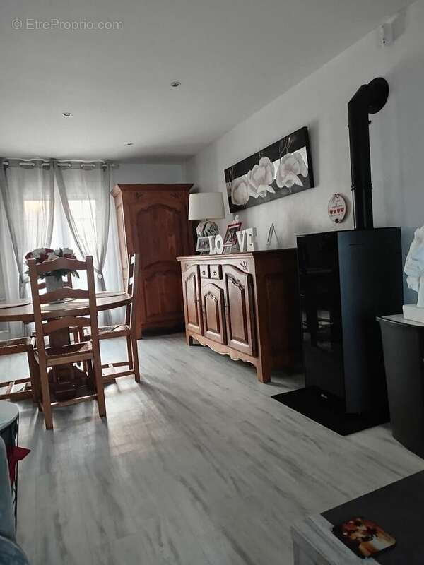 Maison à LA HAYE-MALHERBE