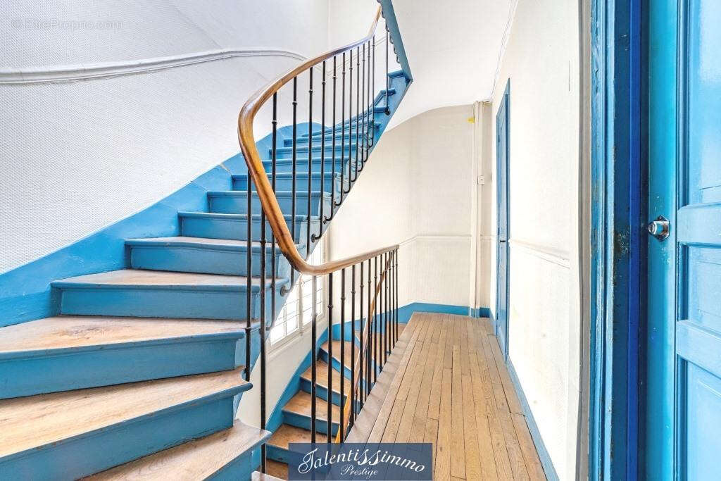 Appartement à PARIS-12E