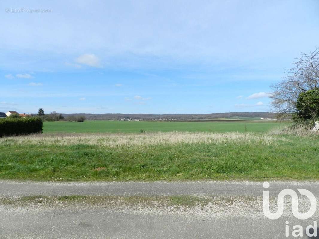 Photo 2 - Terrain à CHARNY