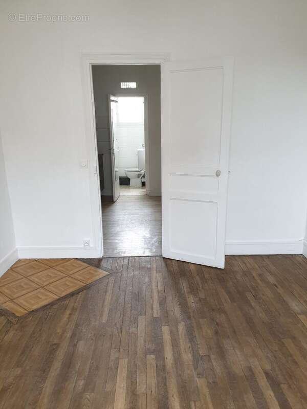 Appartement à SARTROUVILLE