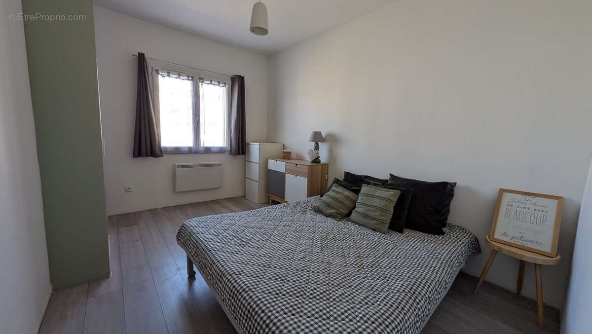 Maison à MORIERES-LES-AVIGNON