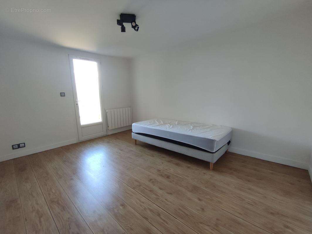 Maison à PORT-DES-BARQUES