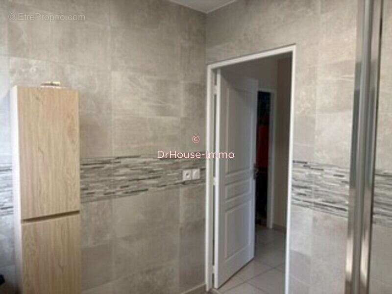 Appartement 79 m² à Soyons  - photo 16