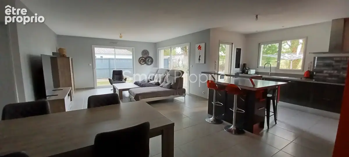 Photo Maison à Donges au prix de 299 000€