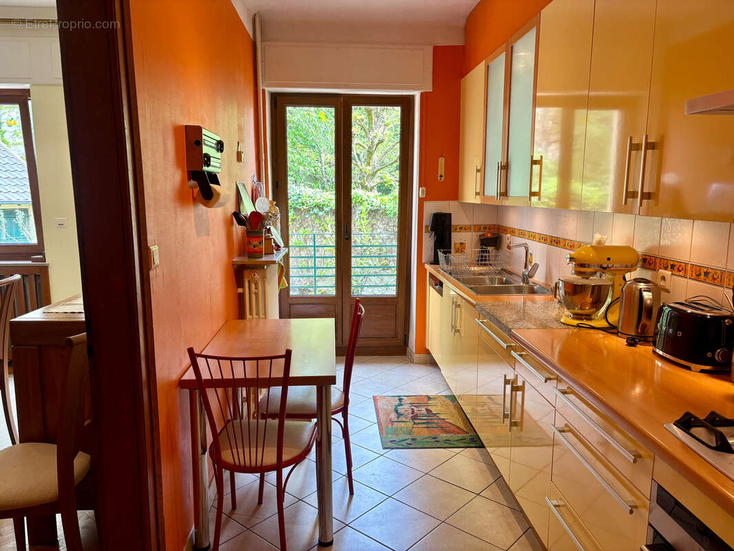 MAISON Quartier Vacquinière - 163 m2 - 4 chambres - Jardin - Garage - photo 3