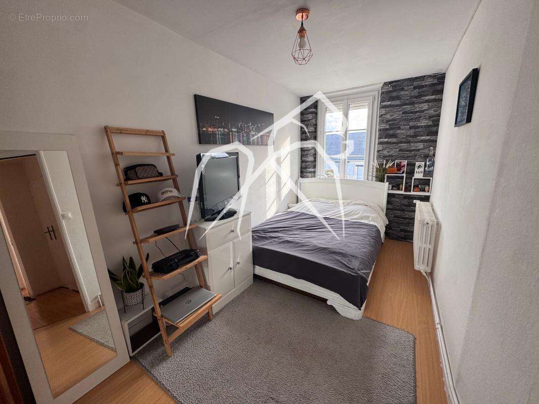 Maison à SAINT-PIERRE-DE-VARENGEVILLE