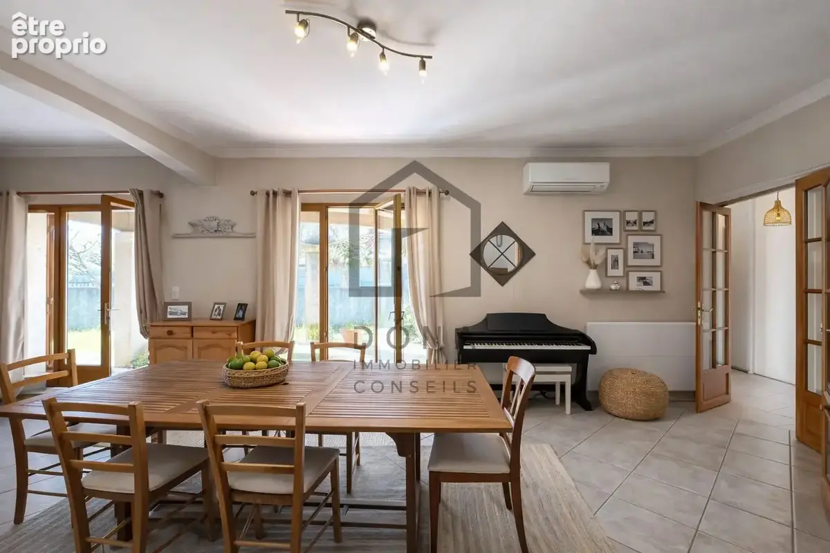 Maison 8 pièces 184 m² à vendre à Le Grau-Du-Roi (30240) - photo 4