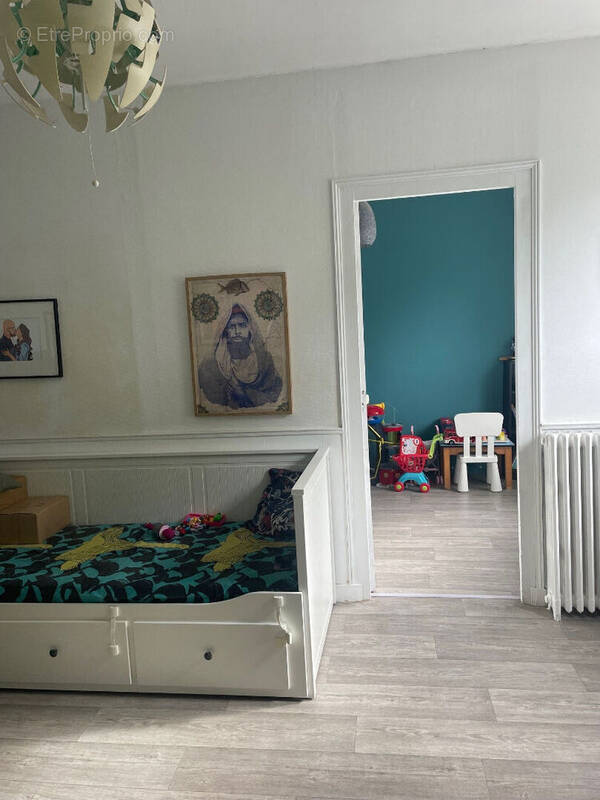 Maison à SAINT-ETIENNE-DE-CHIGNY