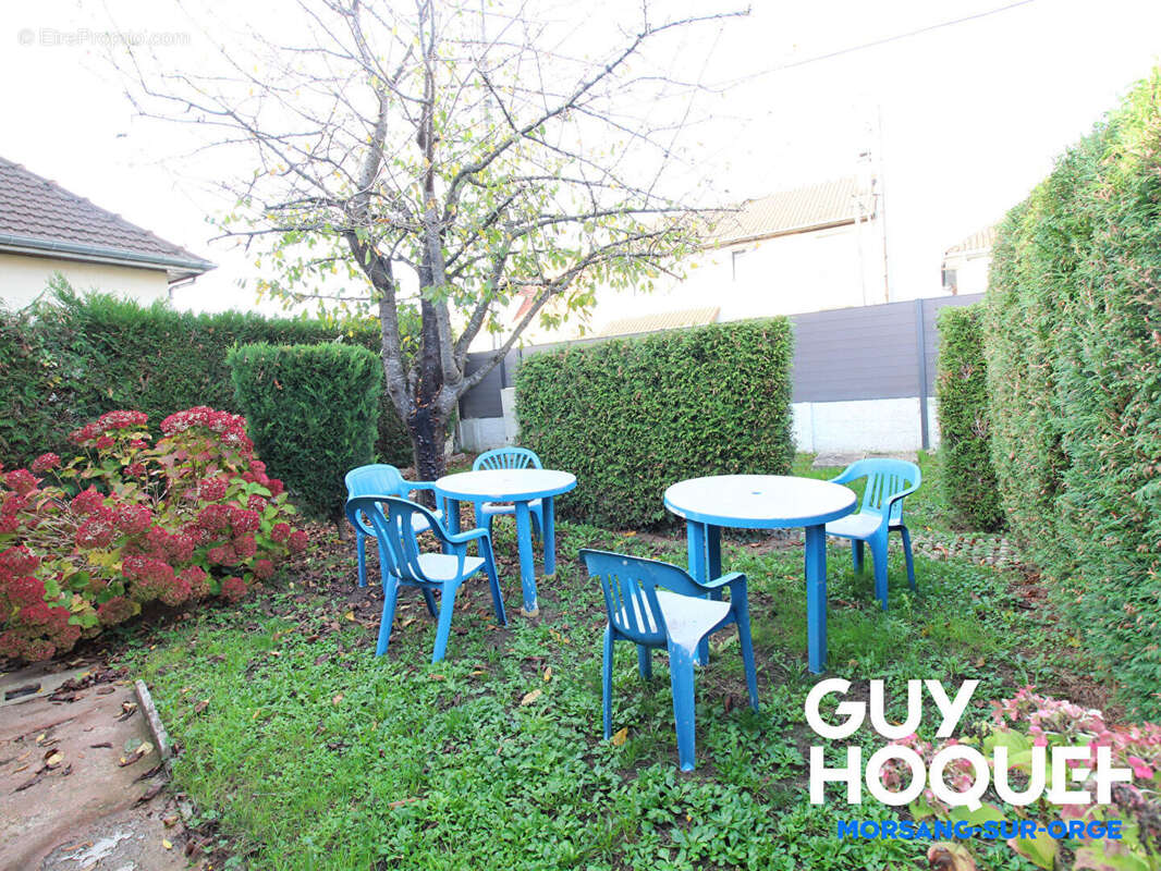 Appartement à PARAY-VIEILLE-POSTE