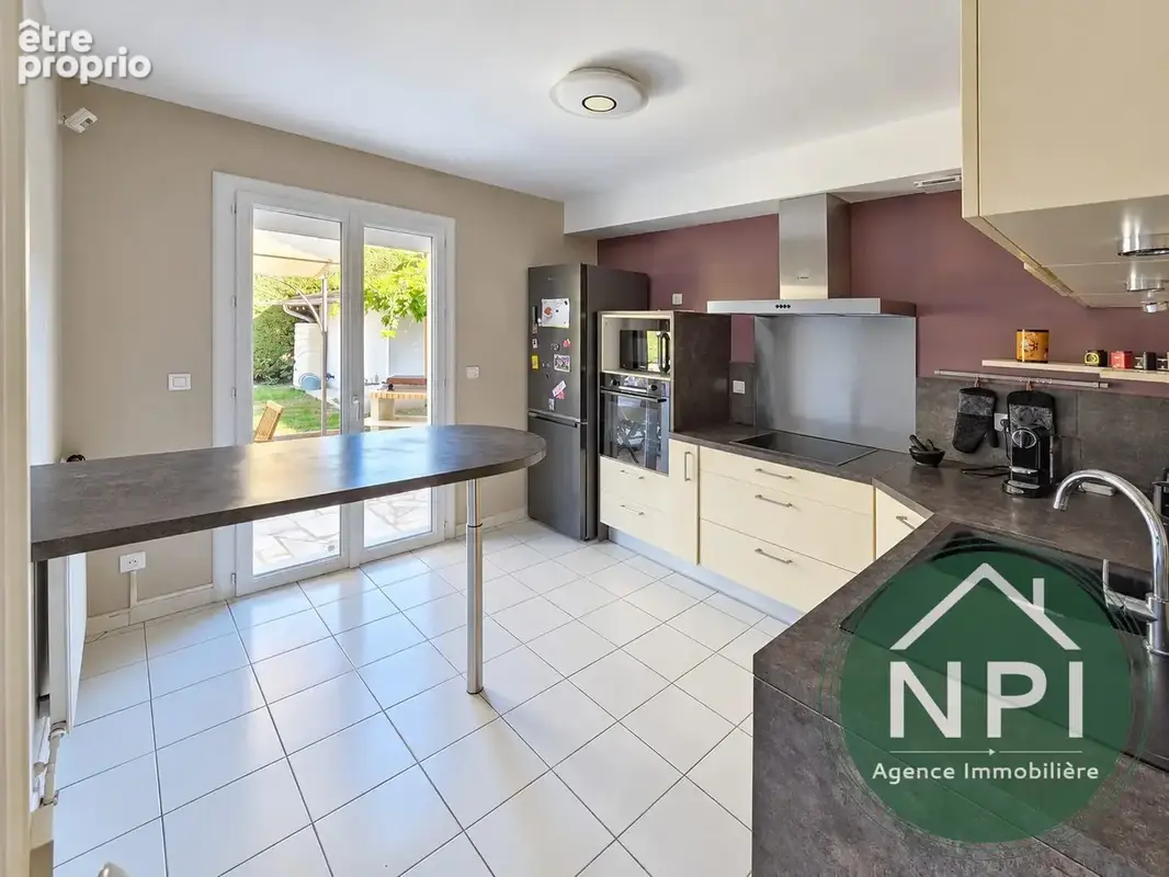 Maison 7 pièces 153 m² à vendre à Vaux-Le-Penil (77000) - photo 7