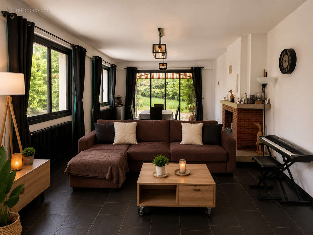 Maison à SARRAS