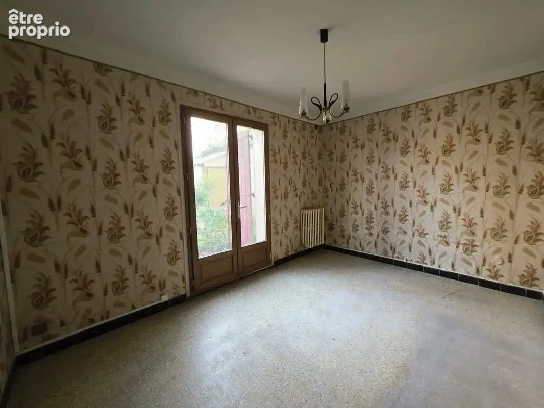 Maison 6 pièces 107 m² à vendre à Fourques (30300) - photo 4