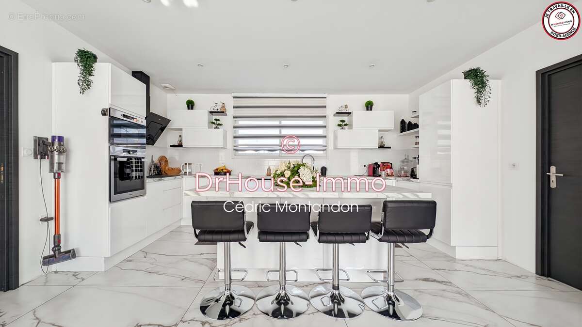 Maison à BLAINVILLE-SUR-ORNE