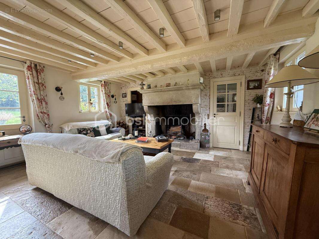 Maison à PONT-L&#039;EVEQUE