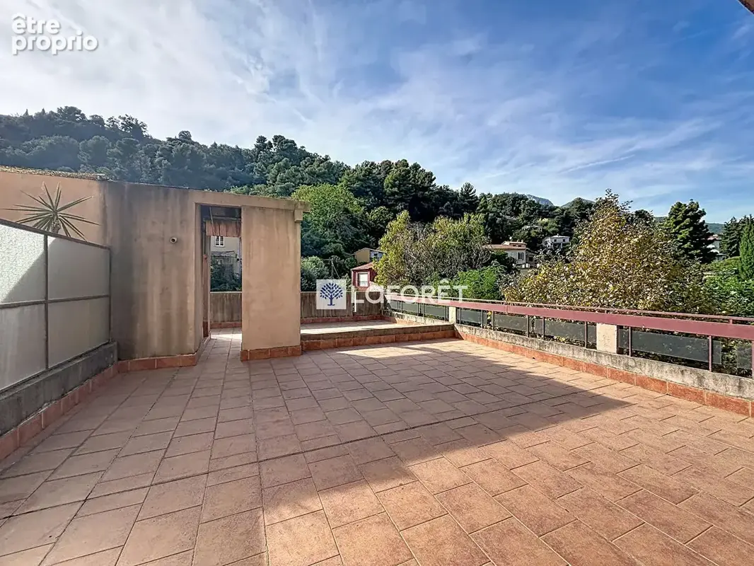 Photo Appartement à Menton au prix de 245 000€