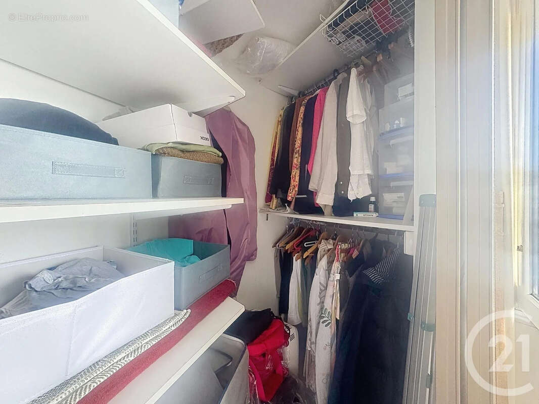 Appartement à PARIS-20E