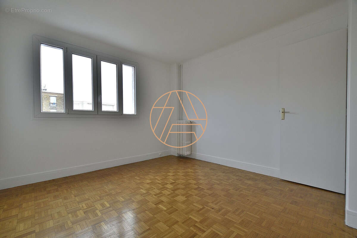 Appartement à SAINT-MAUR-DES-FOSSES