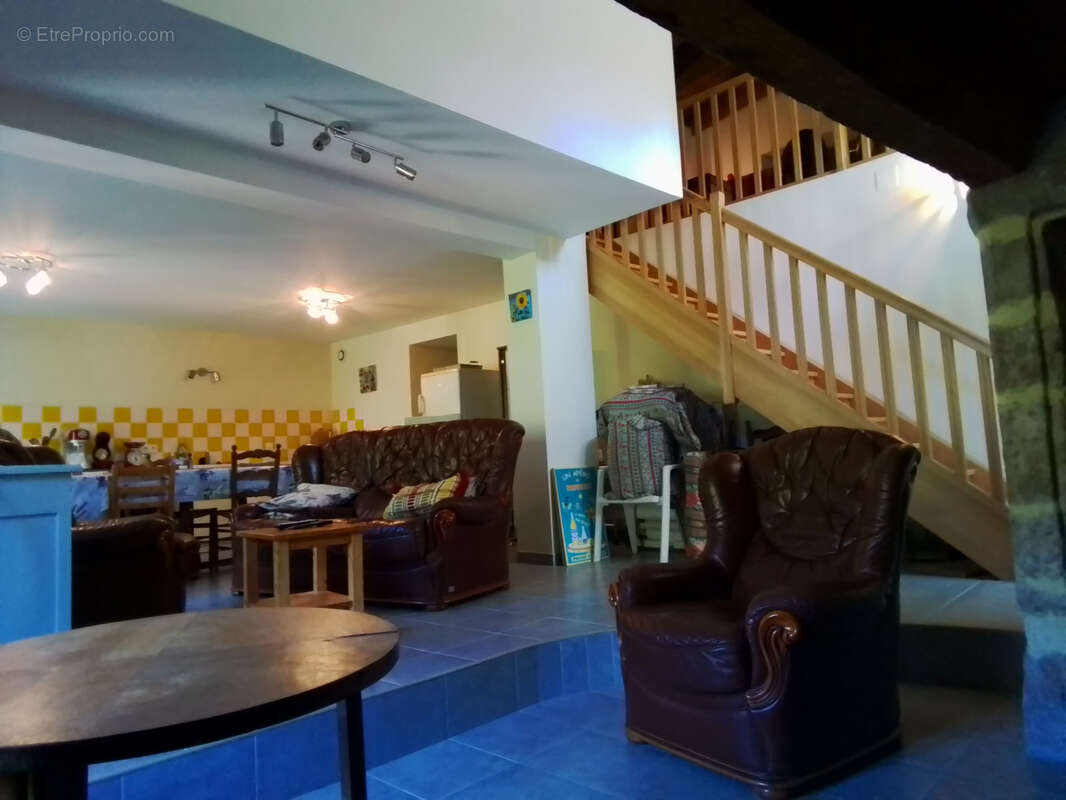 Maison à ANTRAIGUES-SUR-VOLANE