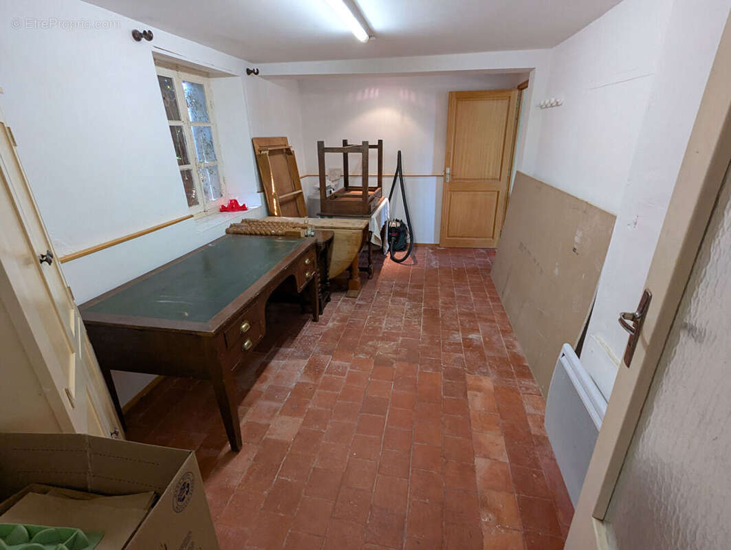 INDRE - Belle maison de campagne située dans une impasse tranquille. - photo 11