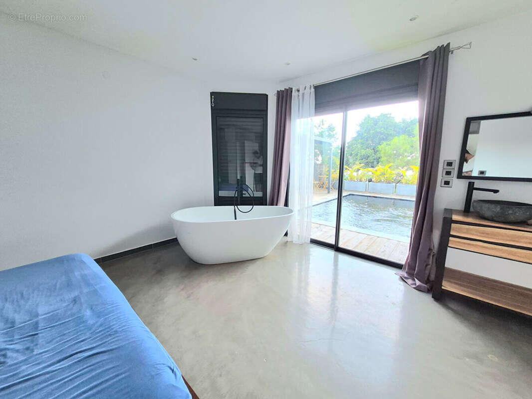 Maison à LE TAMPON