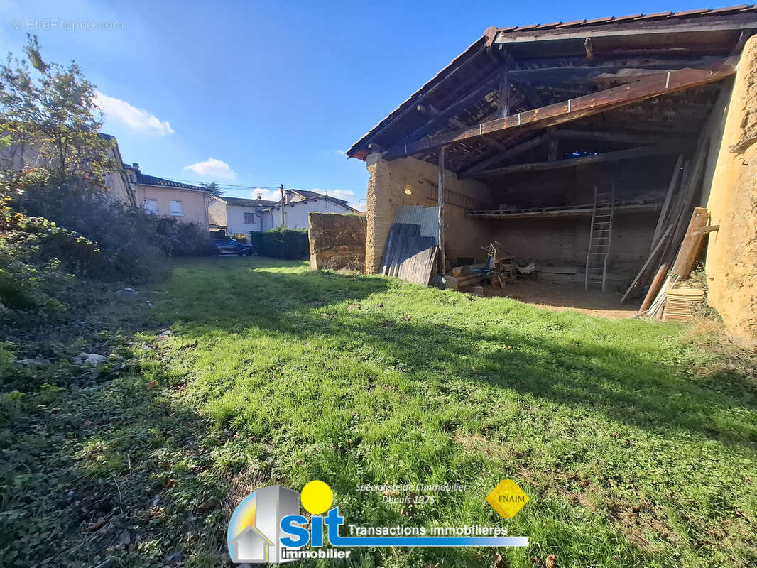 Terrain 3260 m2 - photo 4