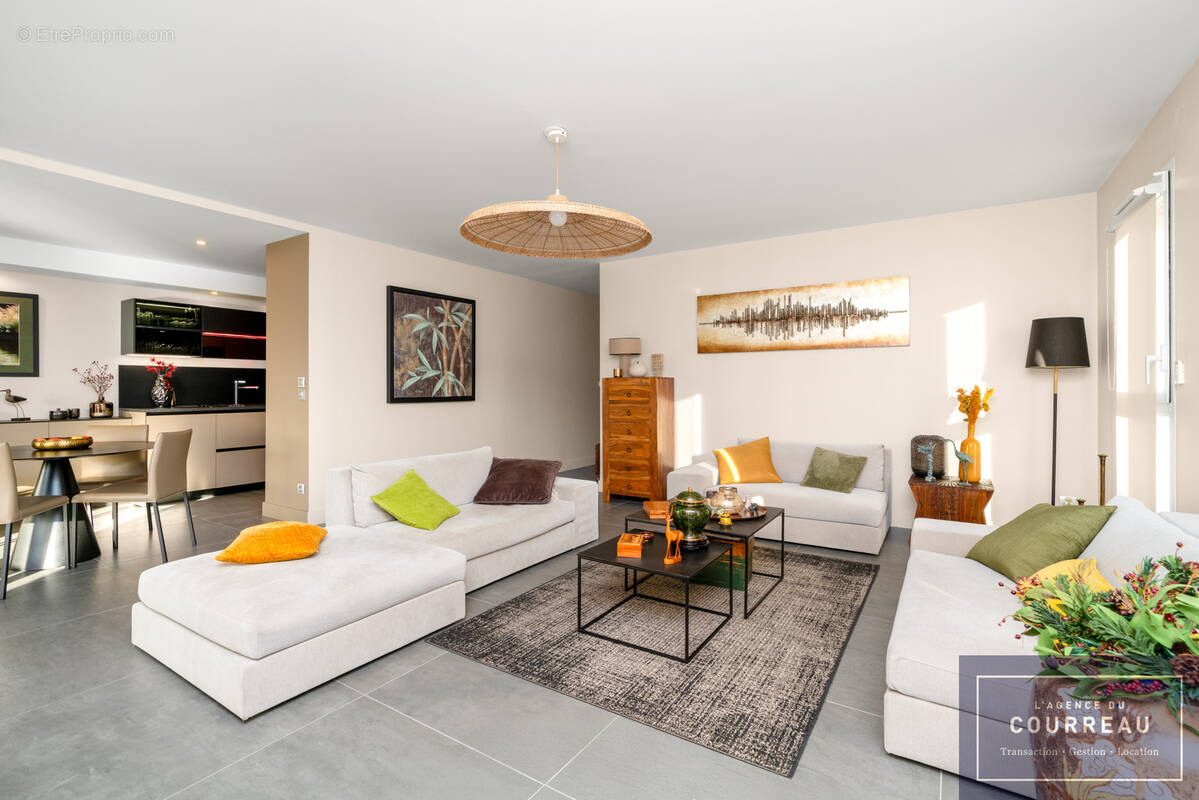 Appartement à LATTES